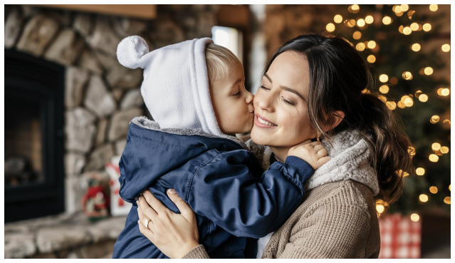 صورة عائلية مؤثرة بتقنية الذكاء الاصطناعي تتبادل القبلات